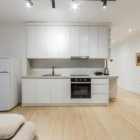 Apartment Pine & Sea Retreat By Pikhost *
